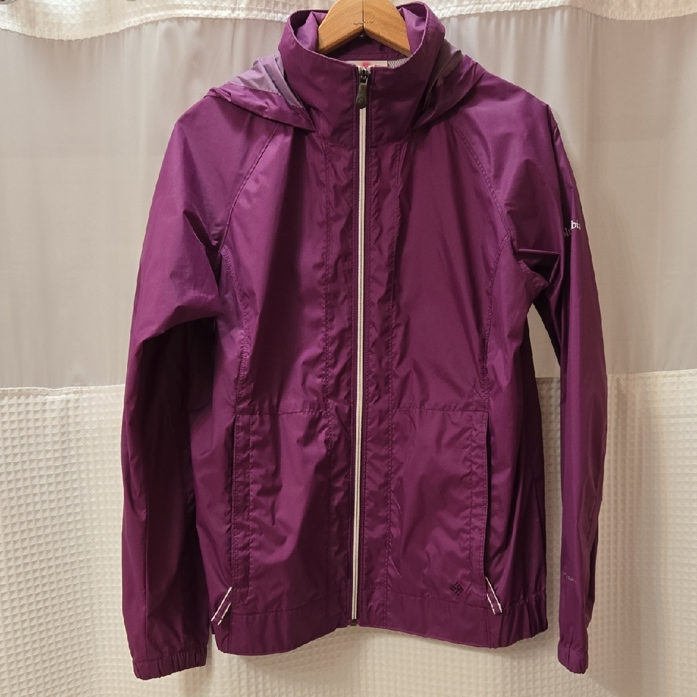 Columbia Maroon Hooded Windbreaker Jacket